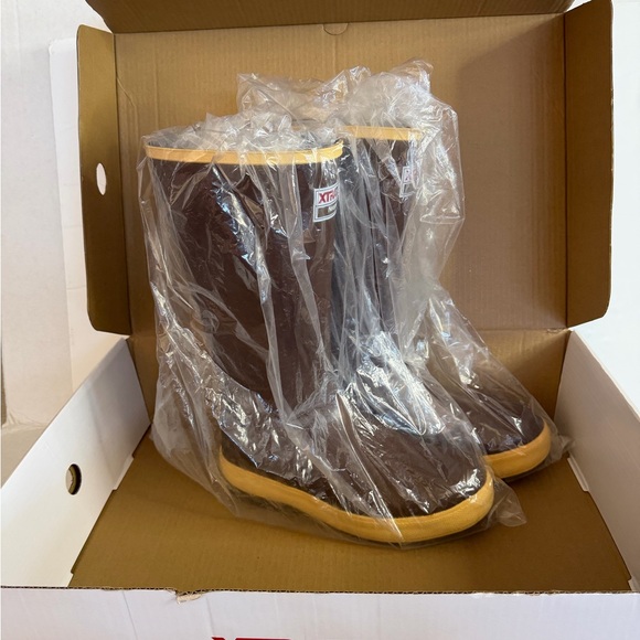 NIB XTRATUF Legacy Durable Waterproof Work 15\